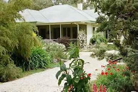 Locheilan Bed and Breakfast - Tourism Canberra
