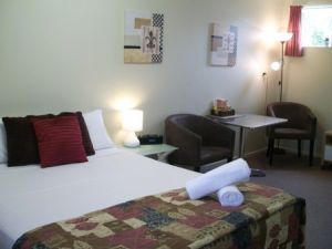 Chaparral Motel - Tourism Canberra