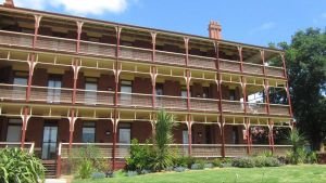 Yarra House - Tourism Canberra