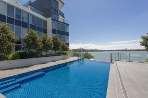Accommodate Canberra - Lakefront - Tourism Canberra